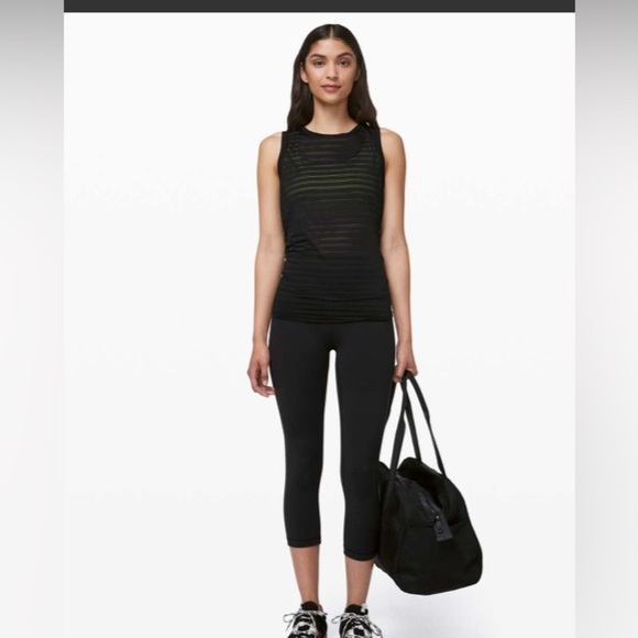 Lululemon Meet Halfway Tank *Striped black size 8 - Picture 1 of 9